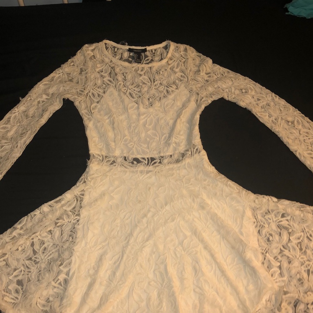 White lace dress